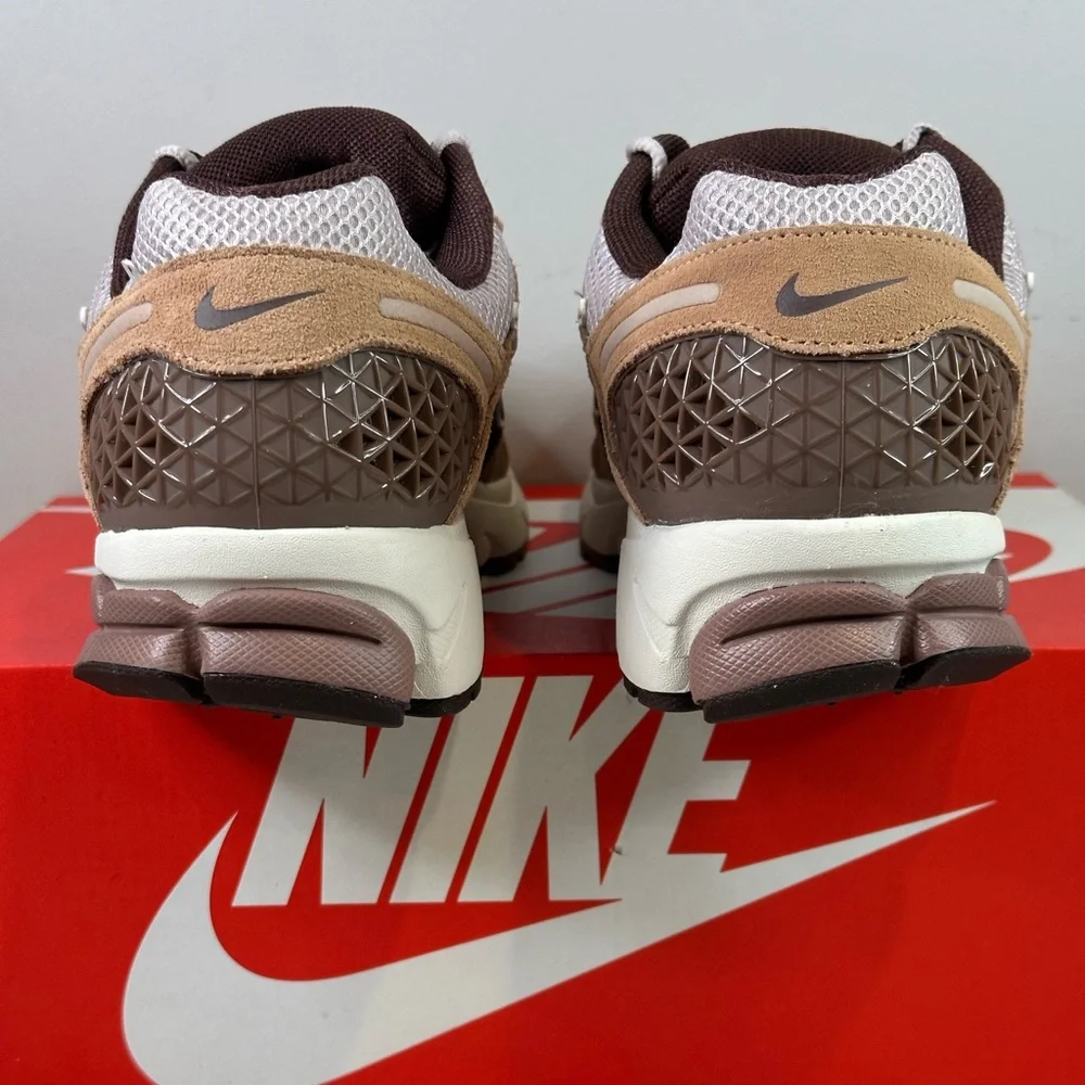 Nike Zoom Vomero 5
